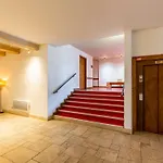 Centre-ville Avec Piscine Et Wifi, Animaux Acceptés - Fr-1-296-399 * Saint-Lary-Soulan