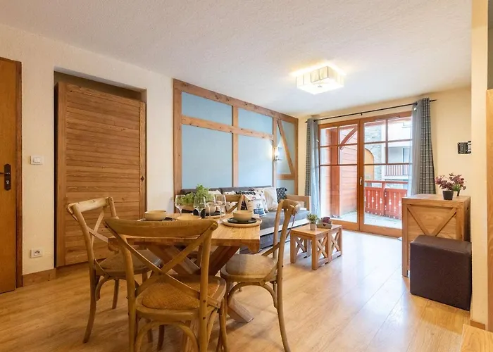 Centre-ville Avec Piscine Et Wifi - Fr-1-296-399